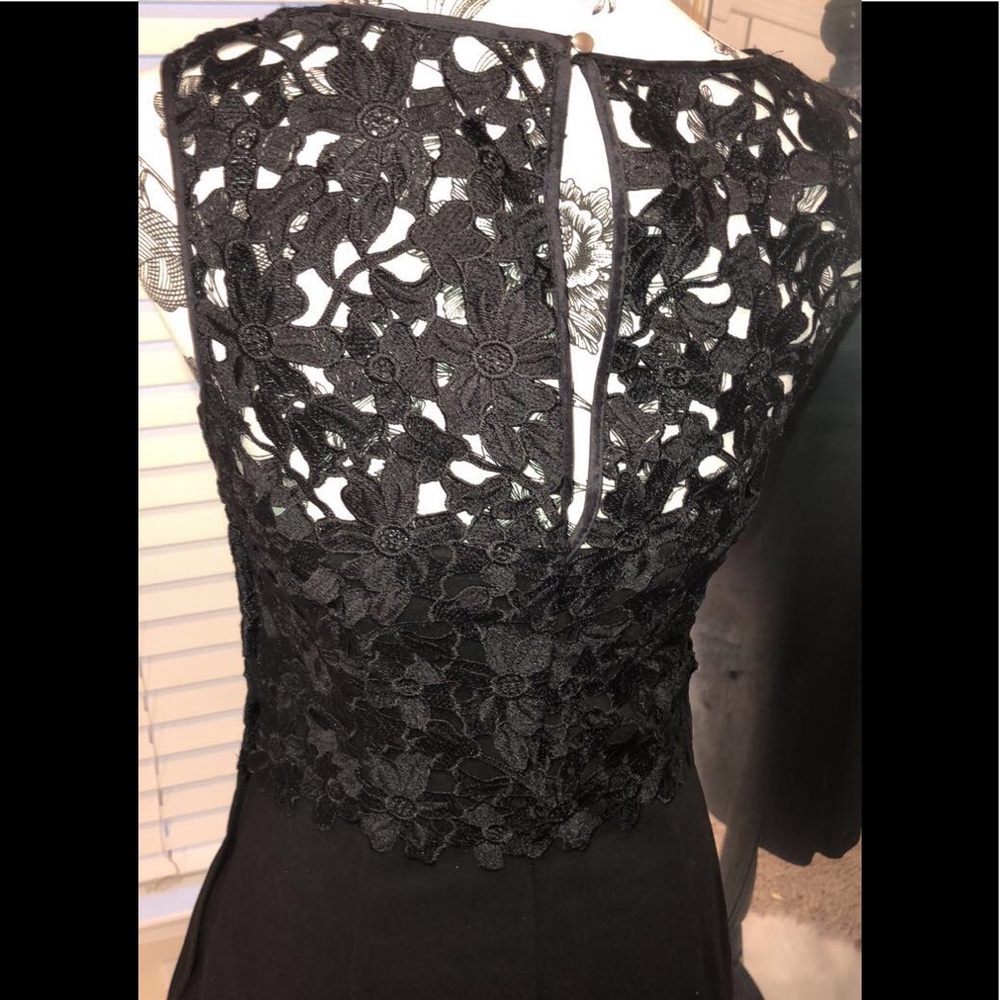 Black cocktail dress - Picture 3 of 7